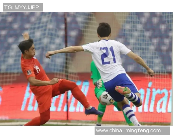 最强圆卡足球明星集结赛揭幕球迷狂欢期待精彩对决