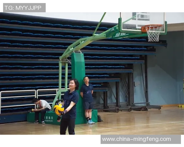 对话刘芳：回顾她的排球生涯与心路历程的精彩瞬间